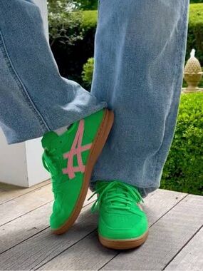 ASICS Skyhand OG Sneakers in Cilantro & Grapefruit